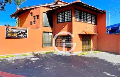 Imagem: O depósito possui 5 Vagas na garagem, 130m² de Área e está