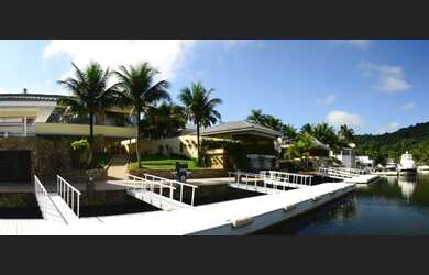 Imagem 6: Casa no Residencial Marina Guarujá no Canal de Bertioga