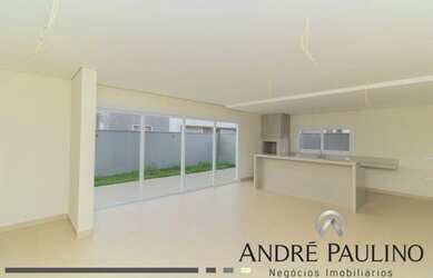 Imagem: A casa em condomínio possui 4 Dormitórios, 4 Banheiros, 338m²