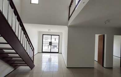 Imagem 4: Apto cobertura130 m² Cond Barramar I Calhau 05 qtos s/ 02 suítes 03...