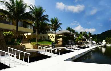 Imagem 7: Casa no Residencial Marina Guarujá no Canal de Bertioga