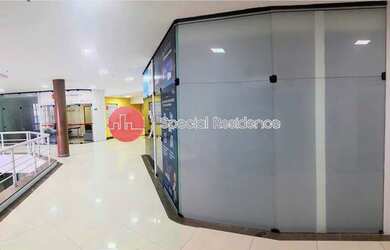 Imagem: O depósito possui 1 Vaga na garagem, 34m² de Área e está