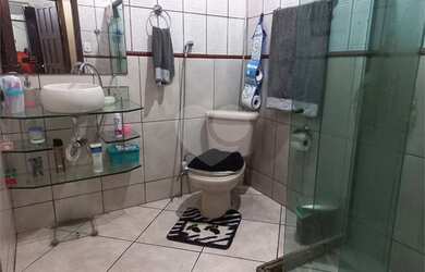 Imagem 9: Maravilhosa casa VP. Churrasqueira, Varanda, Guarda roupae150m² de Área