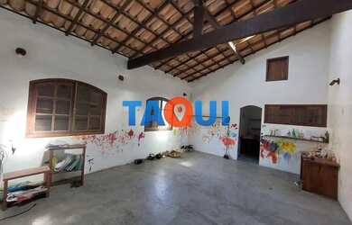 Imagem 1: Casa para locação com 450m², no bairro Palmeiras, CABO FRIO - RJ