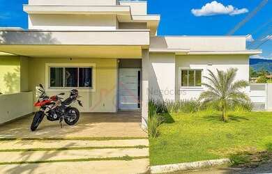 Imagem: A casa em condomínio possui 3 Dormitórios, 5 Banheiros, 2