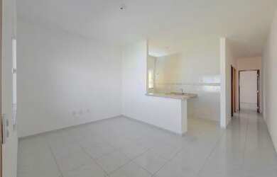 Imagem: A casa possui 2 Dormitórios, 2 Banheiros, 4 Vagas na garagem