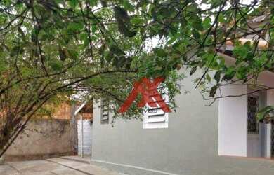 Imagem: A casa possui 1 Dormitório, 1 Banheiro e 80m² de Área e está