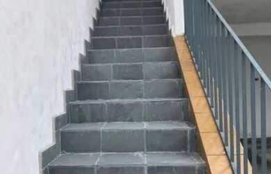 Imagem: A casa possui 2 Dormitórios, 2 Banheiros, 4 Vagas na garagem