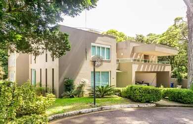 Imagem: A casa em condomínio possui 3 Dormitórios, 5 Banheiros, 5