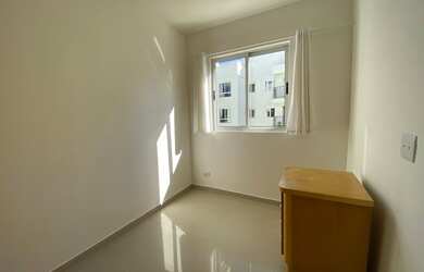 Imagem: O apartamentoe possui 2 Dormitórios, 1 Banheiro, 1 Vaga na