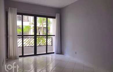 Imagem: O apartamento possui 2 Dormitórios, 1 Banheiro, 2 Vagas na