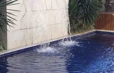 Imagem: A casa em condomínio possui 3 Dormitórios, 5 Banheiros, 4