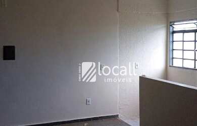 Imagem: O apartamento possui 1 Dormitório, 1 Banheiro, 30m² de Área