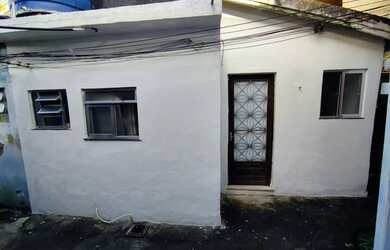 Imagem 6: Aluguel de casa. Varanda, Guarda roupa, 1 Banheiroe1 Dormitório