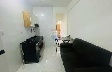 Imagem: A kitnet possui 1 Dormitório, 1 Banheiro, 1 Vaga na garagem