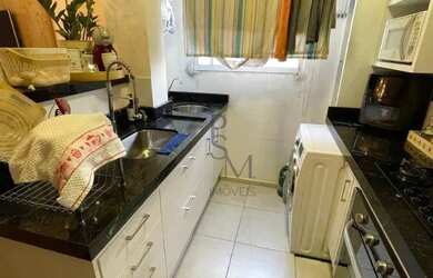 Imagem: O apartamento possui 2 Dormitórios, 1 Banheiro, 1 Vaga na garagem