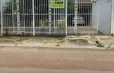 Imagem 5: Casa de 4 quartos à Venda na QS 8 Areal Avenida Comercial