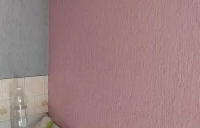 Imagem: A casa possui 1 Dormitório, 1 Banheiro, 80m² de Área e está