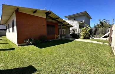 Imagem 2: Casa com 3 dormitórios e ampla área