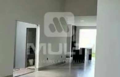 Imagem 10: Casa - JARDIM BRASILIA. Churrasqueira, Ar-condicionado, Guarda roupae175m²...