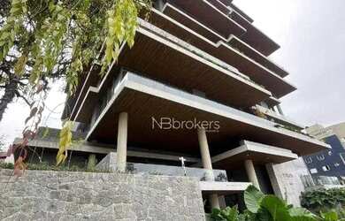 Imagem 1: REVENDA PINAH. Piscina, Churrasqueira, 181m² de Áreae3 Vagas na garagem