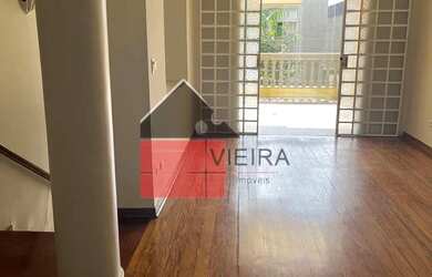 Imagem: A casa possui 5 Dormitórios, 5 Banheiros, 1 Vaga na garagem