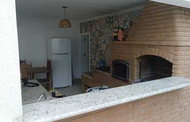 Imagem 5: Imóvel para venda tem 200 metros quadrados com 4 quartos