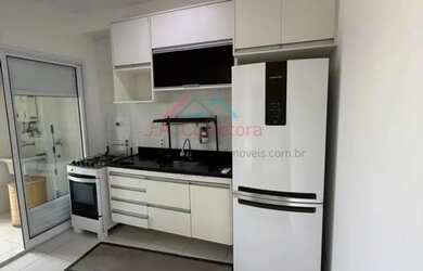 Imagem: O apartamento possui 2 Dormitórios, 1 Banheiro, 1 Vaga na garagem