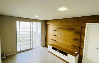 Imagem: O apartamento possui 2 Dormitórios, 2 Banheiros, 2 Vagas na