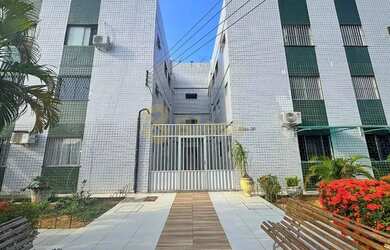 Imagem: O apartamento possui 3 Dormitórios, 1 Banheiro, 1 Vaga na garagem