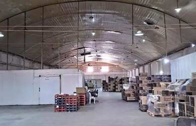 Imagem: O depósito possui 3.000m² de Área e está localizado em