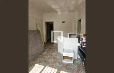 Imagem: O apartamento possui 3 Dormitórios, 2 Banheiros, 76m² de Área