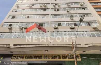 Imagem: O apartamento possui 2 Dormitórios, 1 Banheiro, 55m² de Área