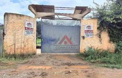 Imagem: O depósito possui 5 Vagas na garagem, 300m² de Área e está