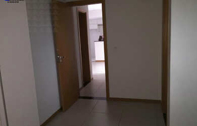 Imagem 3: Piazza Toscana. 2/4. 1 Suíte. 1 Vaga. Torre Livorno. R98