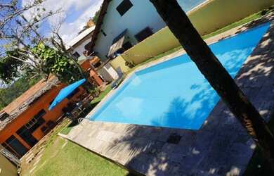 Imagem 6: Casa com Piscina em Condomínio no Guarujá Temporada -Ao lado do pier