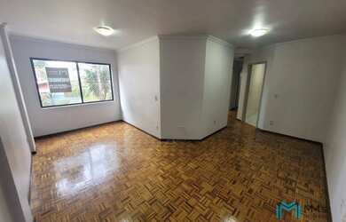 Imagem: O apartamento possui 3 Dormitórios, 2 Banheiros, 1 Vaga na