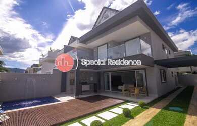 Imagem: A casa em condomínio possui 4 Dormitórios, 5 Banheiros, 4