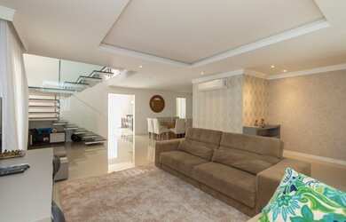 Imagem 8: Casa com suíte no térreo à venda, 317 m² por R$ 2.100.000 - Santa Felicidade - Curitiba/PR