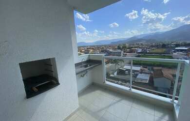 Imagem: O apartamento possui 2 Dormitórios, 1 Banheiro, 2 Vagas na