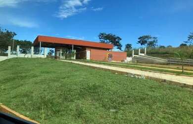 Imagem: O terreno possui 500m² de Área e está localizado em Centro