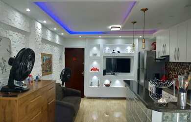 Imagem: O apartamento possui 1 Dormitório, 1 Banheiro, 1 Vaga na garagem