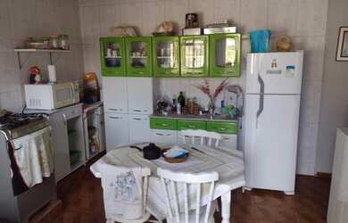 Imagem: A casa possui 2 Dormitórios, 1 Banheiro, 315m² de Área, Imóvel