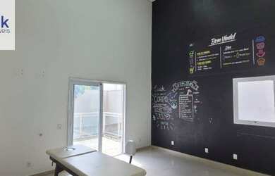 Imagem: O depósito possui 1 Vaga na garagem, 31m² de Área e está