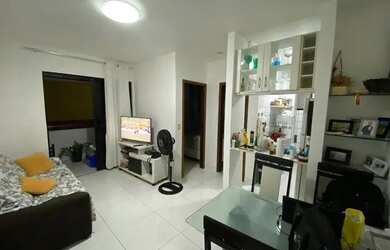 Imagem: O apartamento possui 1 Dormitório, 1 Banheiro, 1 Vaga na garagem