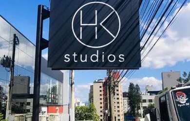 Imagem: O studio possui 1 Dormitório, 1 Banheiro, 1 Vaga na garagem