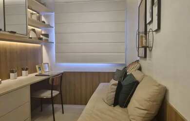 Imagem: O apartamento possui 2 Dormitórios, 1 Banheiro, 1 Vaga na garagem