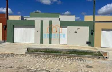 Imagem: A casa possui 2 Dormitórios, 1 Banheiro, 1 Vaga na garagem