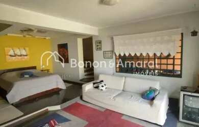 Imagem: A casa possui 3 Dormitórios, 4 Banheiros, 4 Vagas na garagem