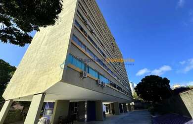 Imagem: O apartamento possui 3 Dormitórios, 3 Banheiros, 2 Vagas na